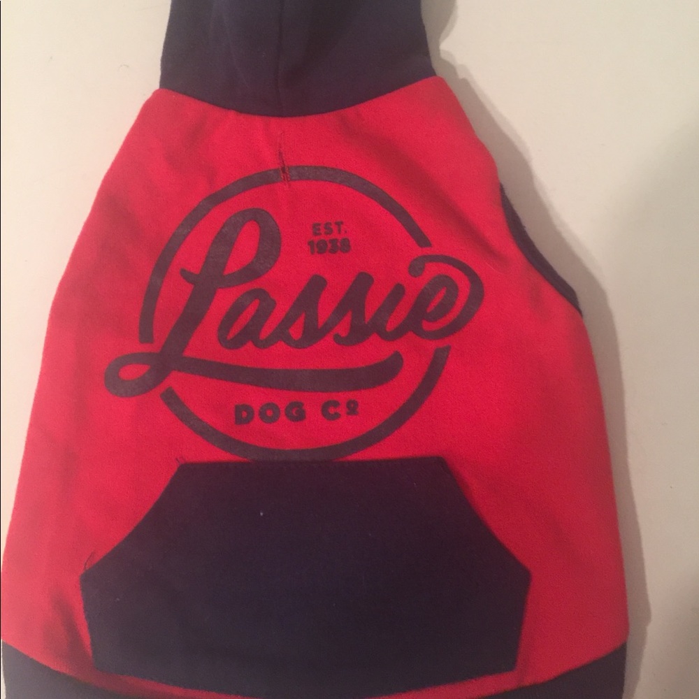 Lassie Dog Hoodie Shirt 🐕 🐶